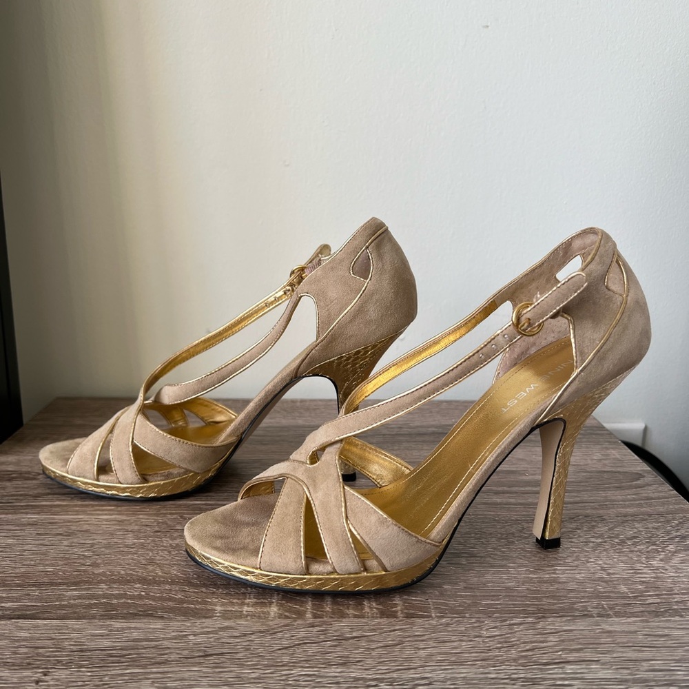 Vintage Nine West Suede Heels Peep Toe 8.5 Taupe Gold